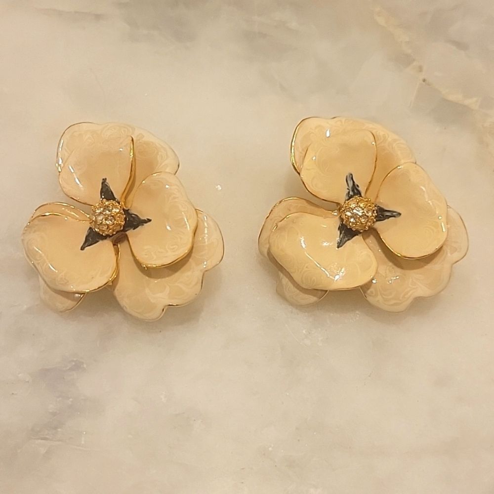NEW Kenneth Jay Layne Beige Gold Crystal Pave Retro Clip on Flower Earrings